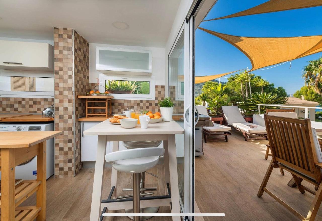 Beach Inn Apartment Алькудия Экстерьер фото