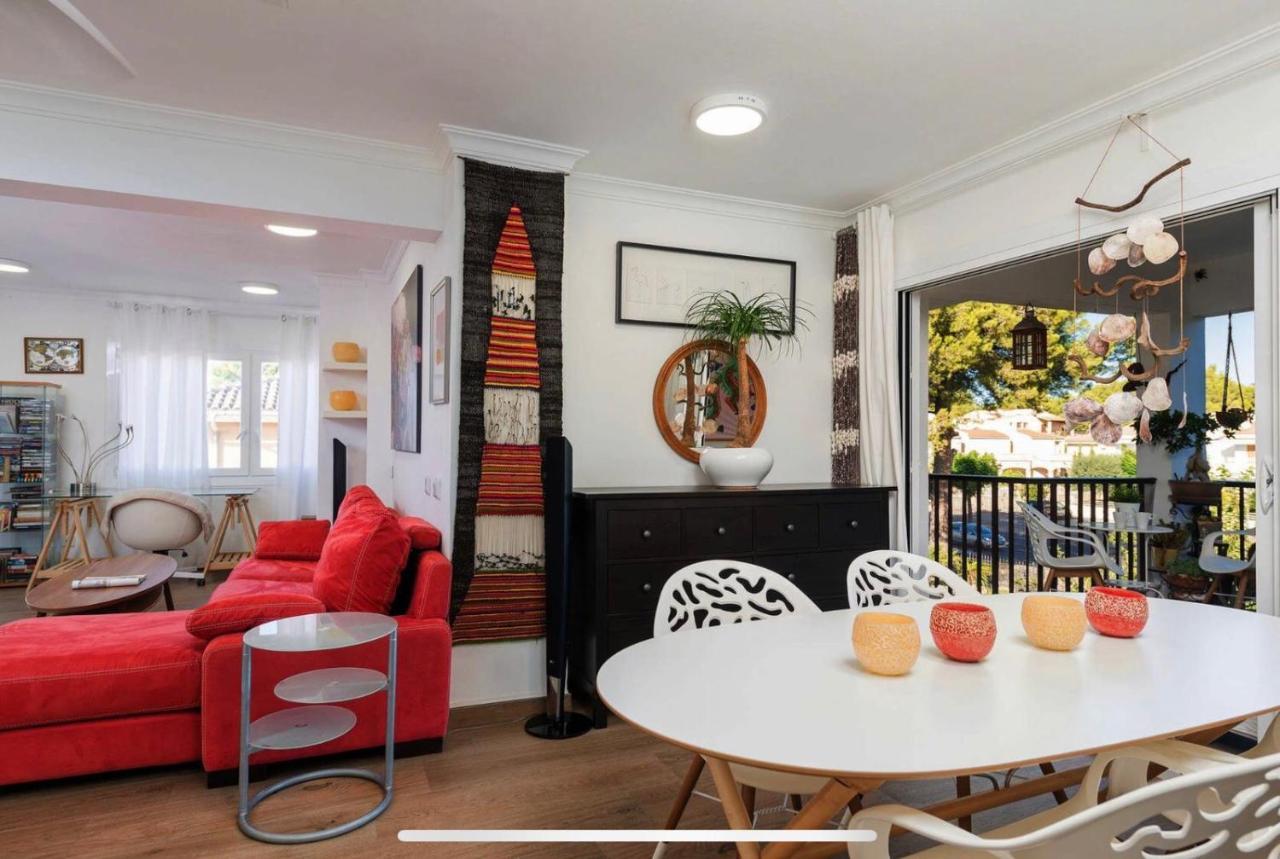 Beach Inn Apartment Алькудия Экстерьер фото