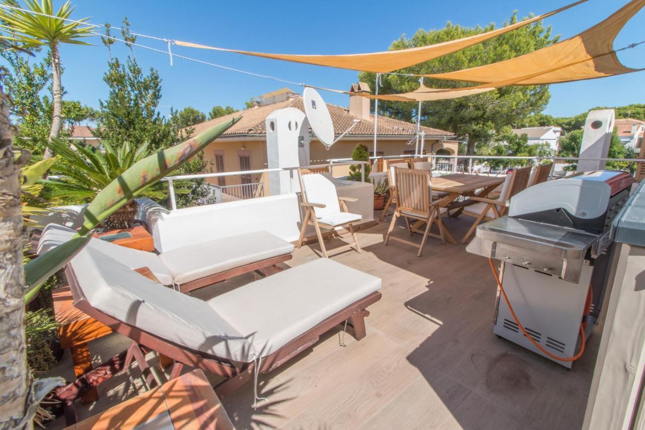Beach Inn Apartment Алькудия Экстерьер фото