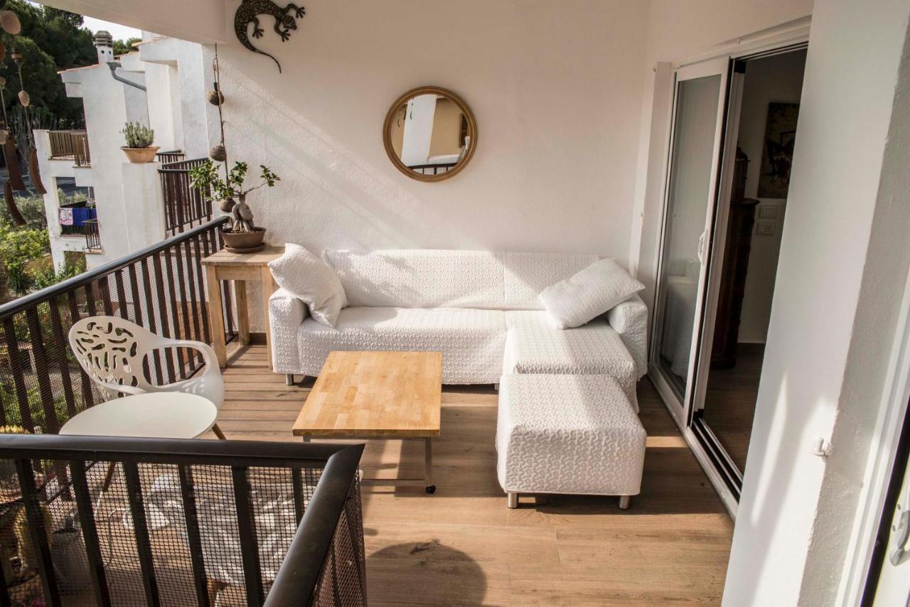 Beach Inn Apartment Алькудия Экстерьер фото